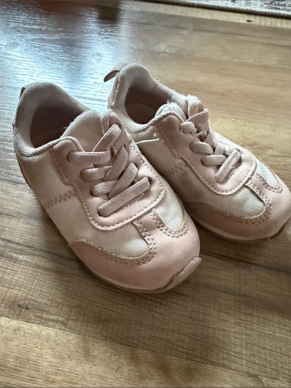 H&M Kids Pink Lightweight Sneaker - Classic Casual Trainer